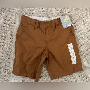 Cat & Jack boys flat front shorts (at knee). Adjustable waist. Size S (6/7) NWT